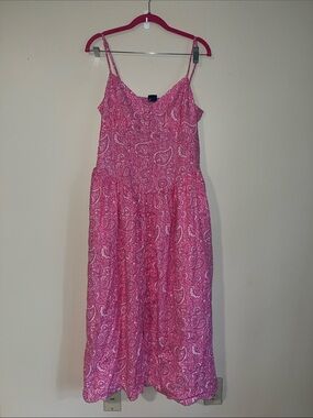 Roller Rabbit x Target Pink Paisley Spaghetti-Strap Maxi Dress size medium NWOT.